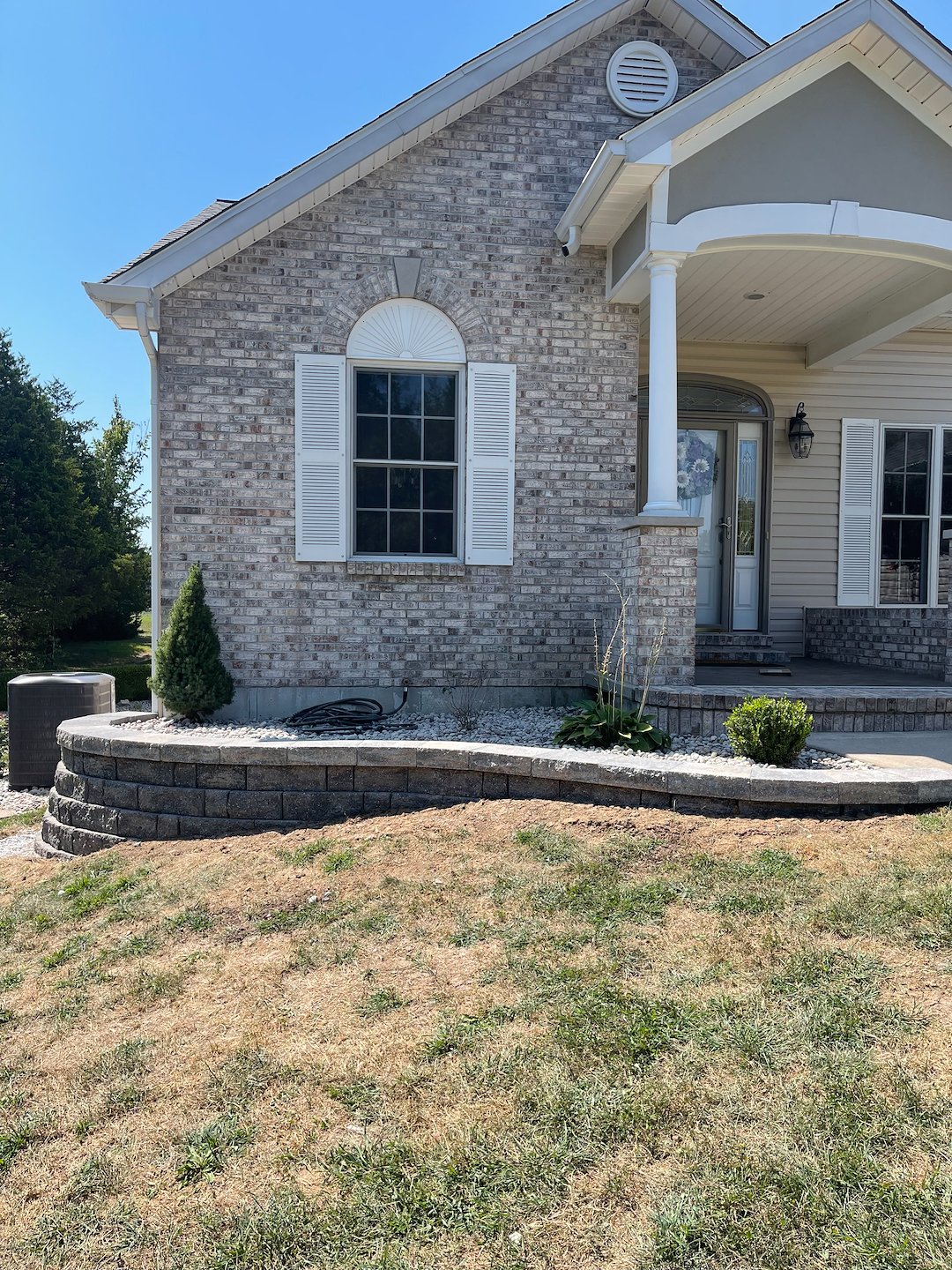 Curved Garden Retaining Wall Installation In Foristell, MO